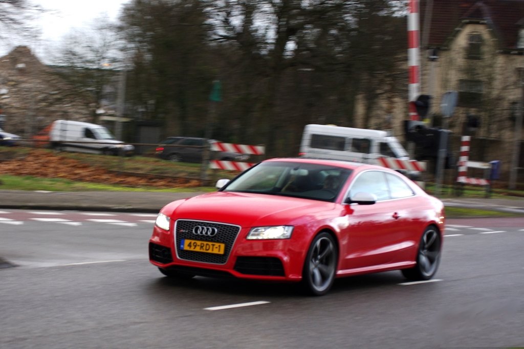 231317AUDIRS5577.jpg