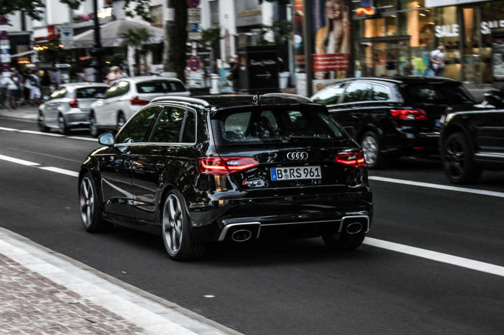 231481RS38V0449.jpg