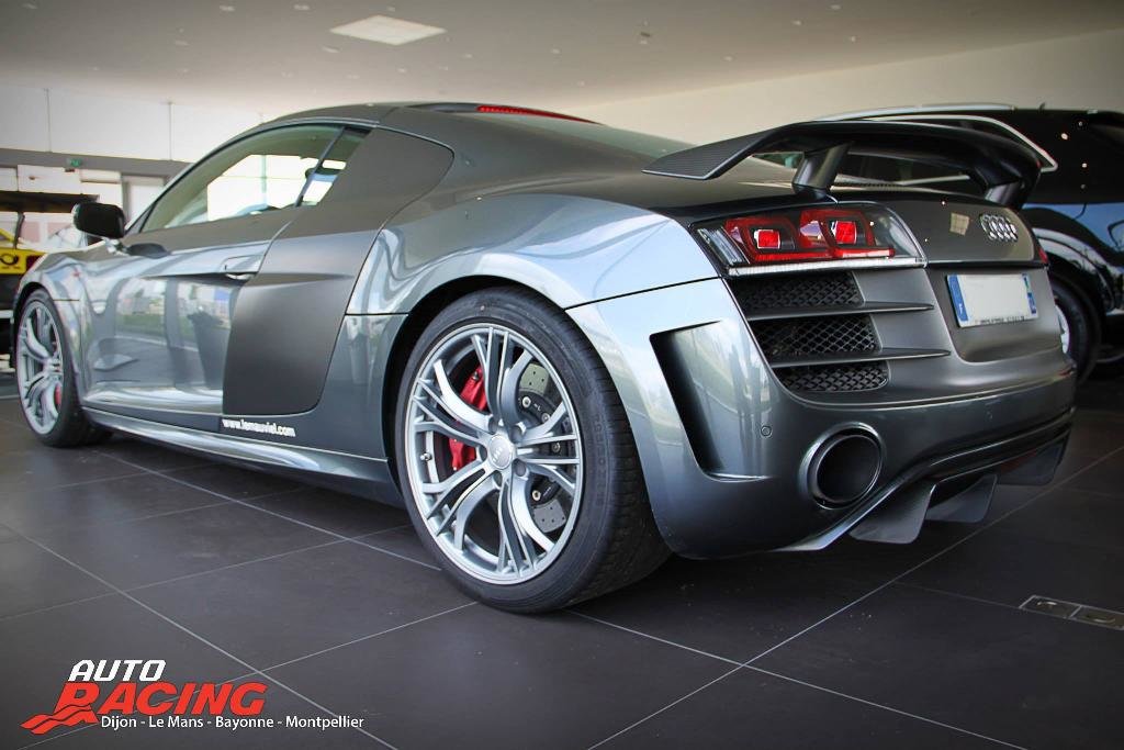 231494R8GT1302.jpg