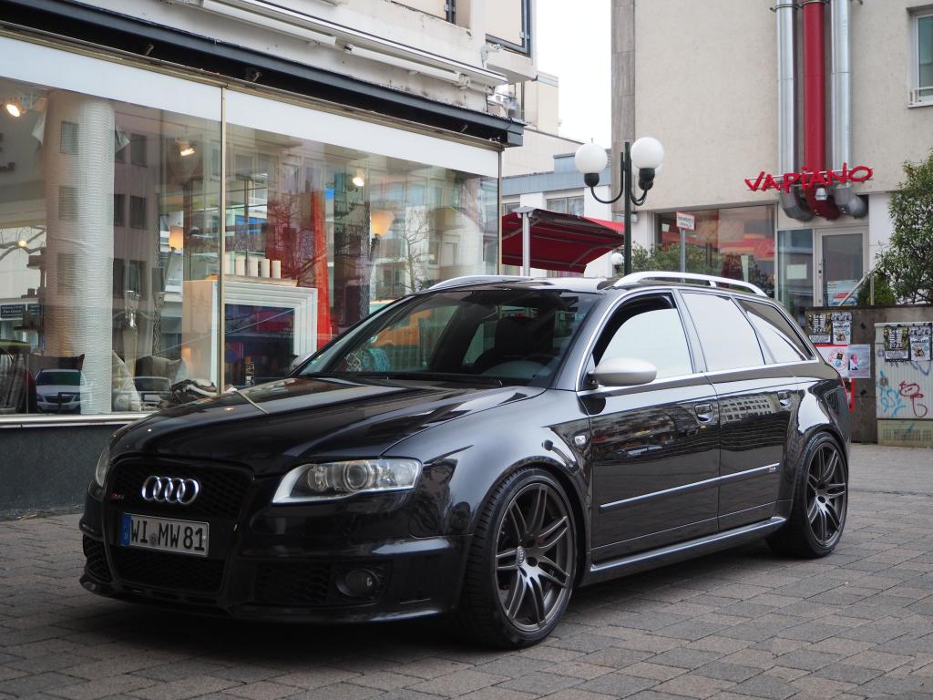 232548AUDIRS42360.jpg