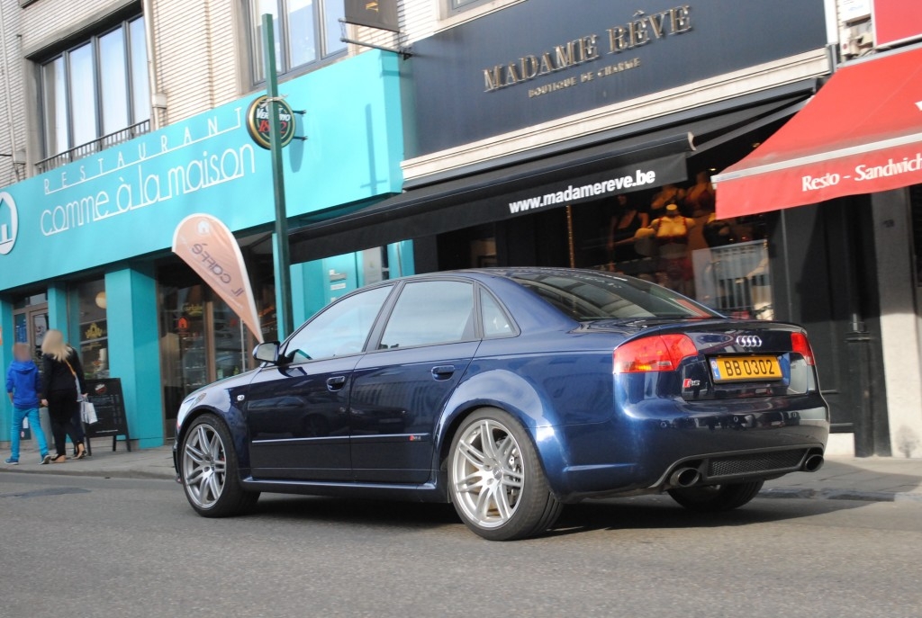 232594AUDIRS41819.jpg