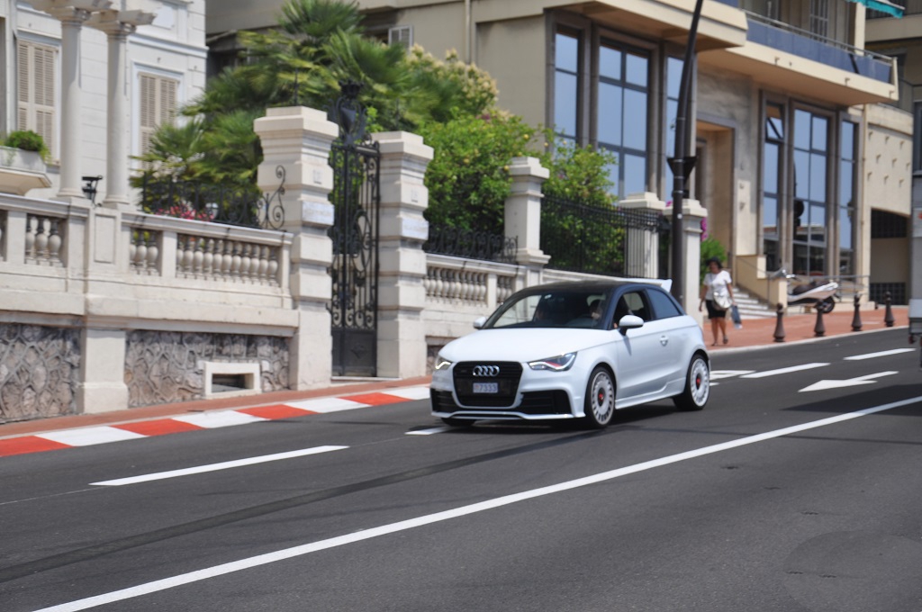 232598A1QUATTRO431.jpg