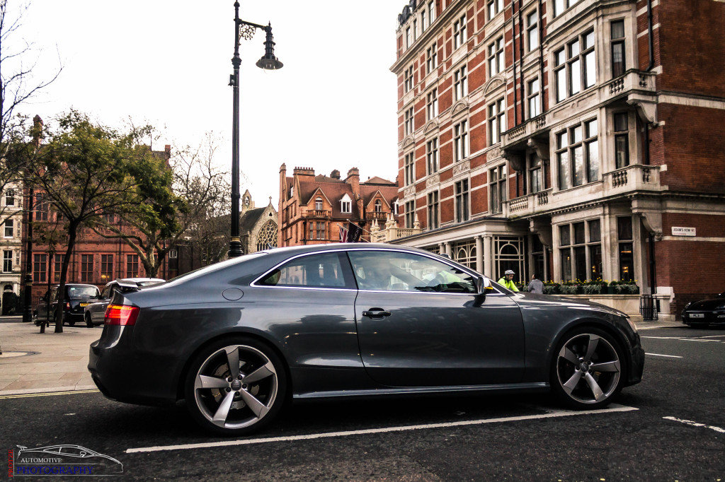 233062AUDIRS5701.jpg