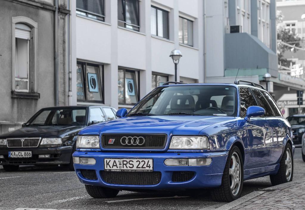 233411RS21256.jpg