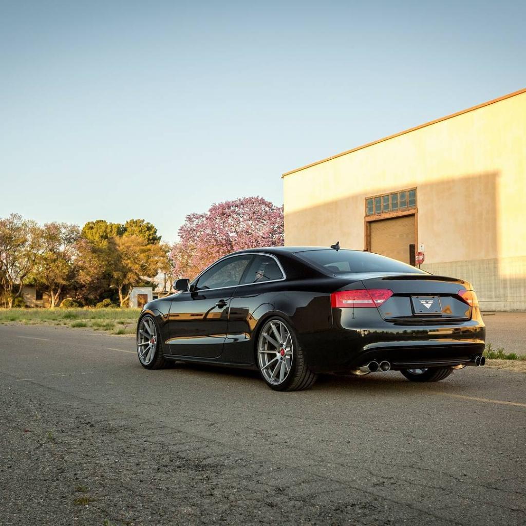 233581AUDIWHEELS0889CS5B8.jpg