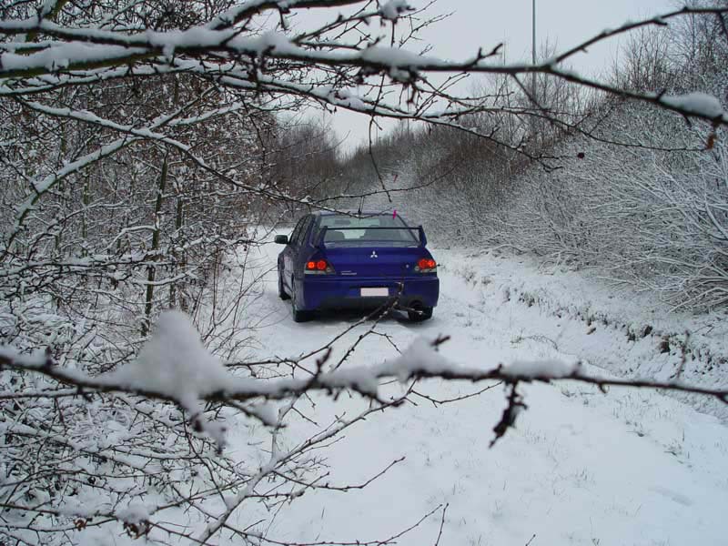 233738119NEIGEESQUIROU.jpg