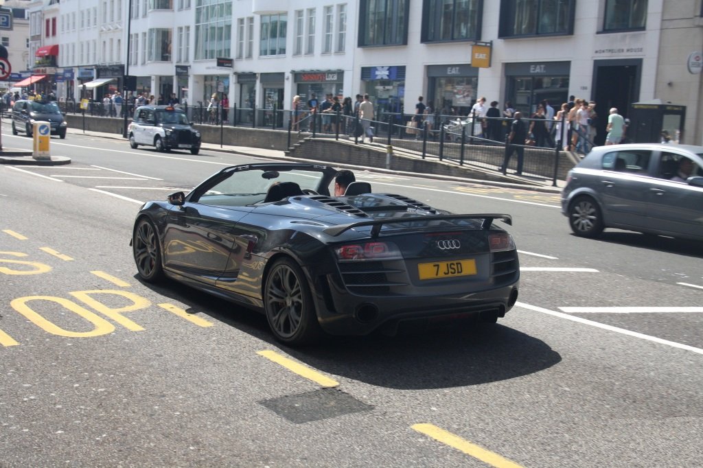 233878R8GT1534.jpg