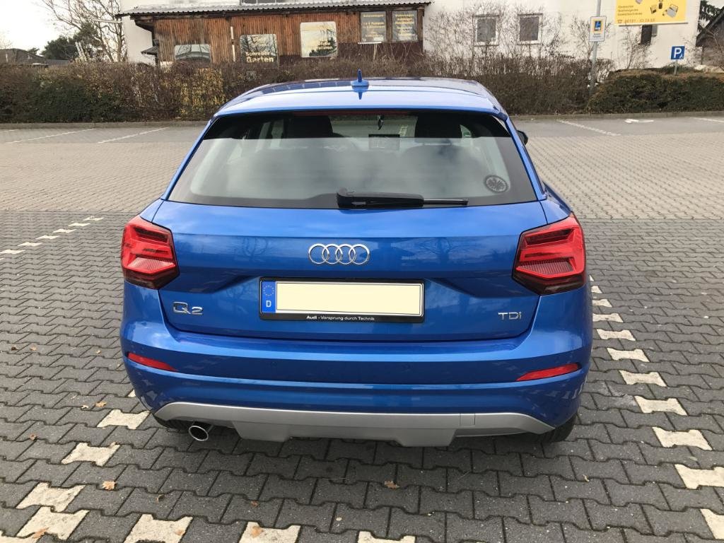 234080AUDIQ20538.jpg