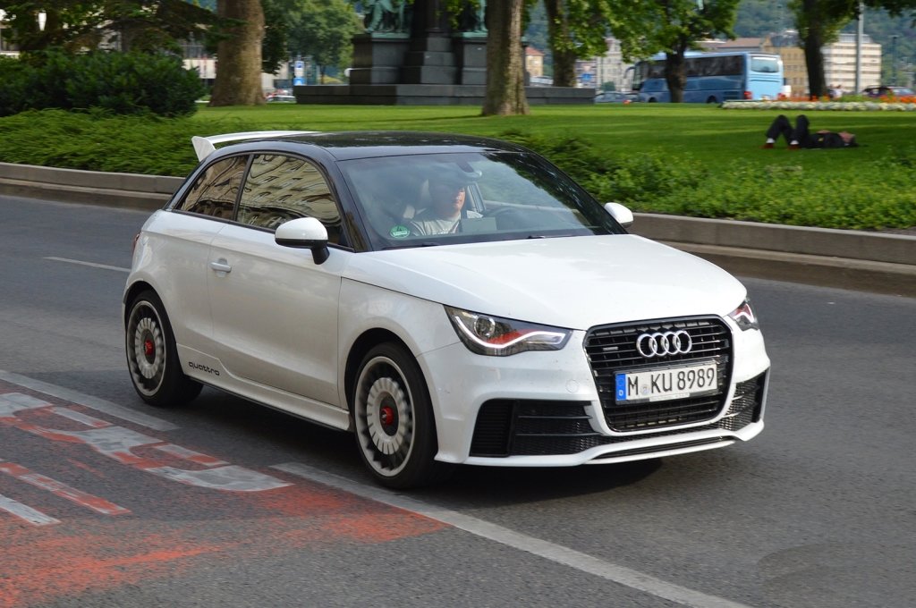 234635A1QUATTRO926.jpg