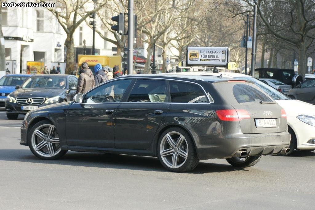 234748RS61645.jpg