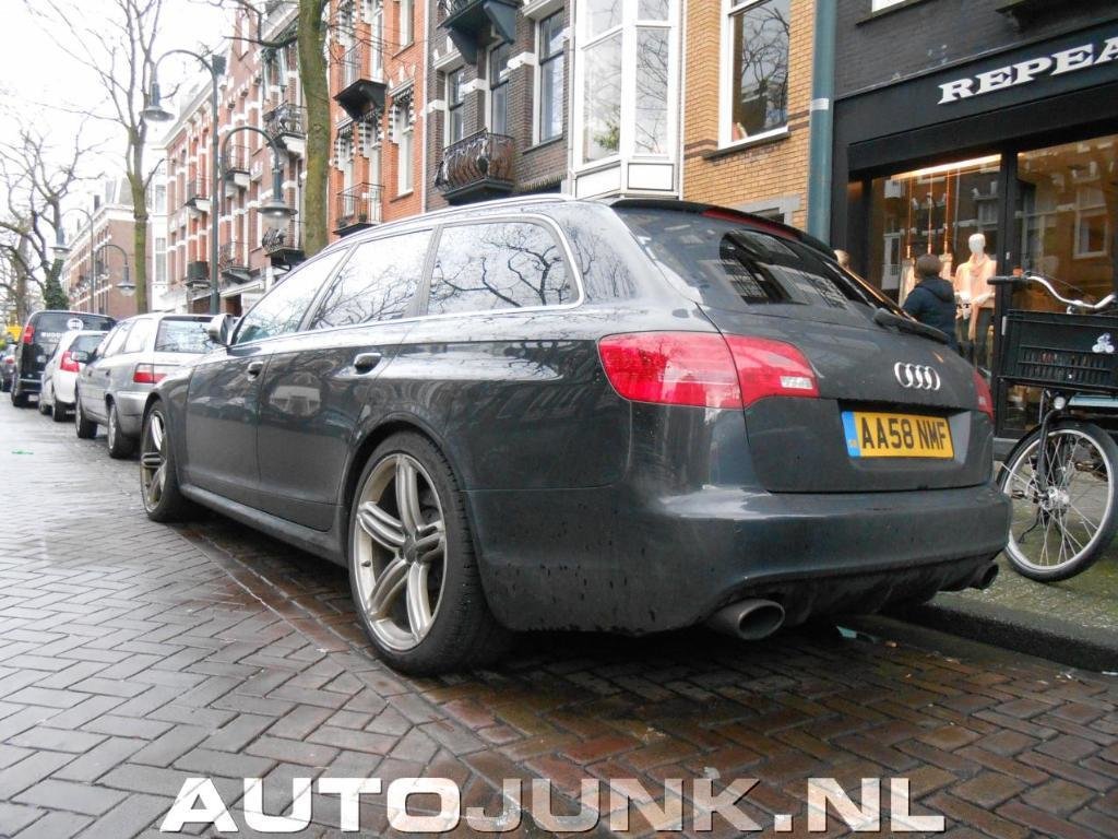 235020RS61578.jpg