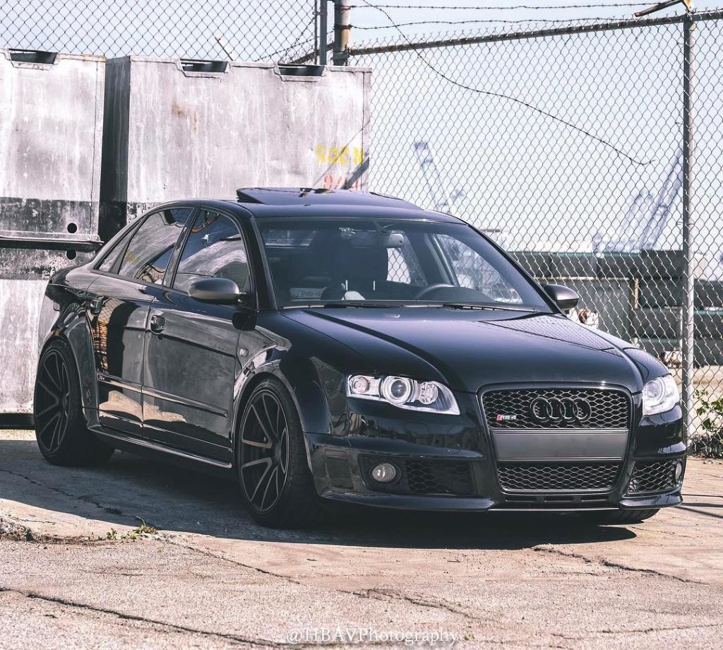 235438AUDIRS43241.jpg