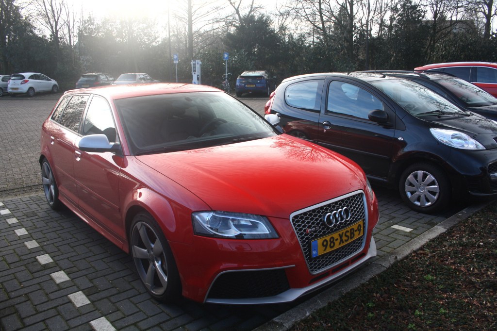 2361651038RS3.jpg