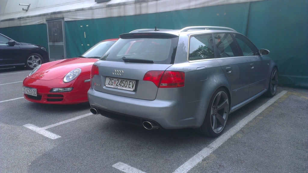 236837AUDIRS41288.jpg
