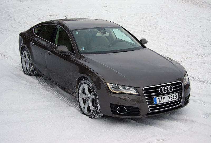 237209108AUDIA7ESQUIROU.jpg