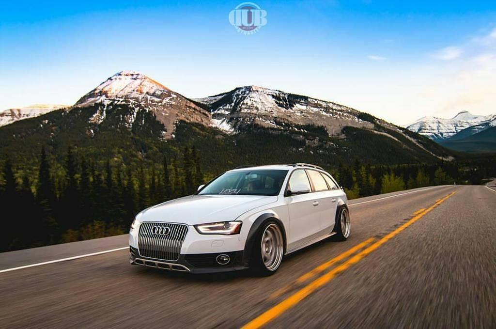2375721656AUDIA4ALLROAD.jpg