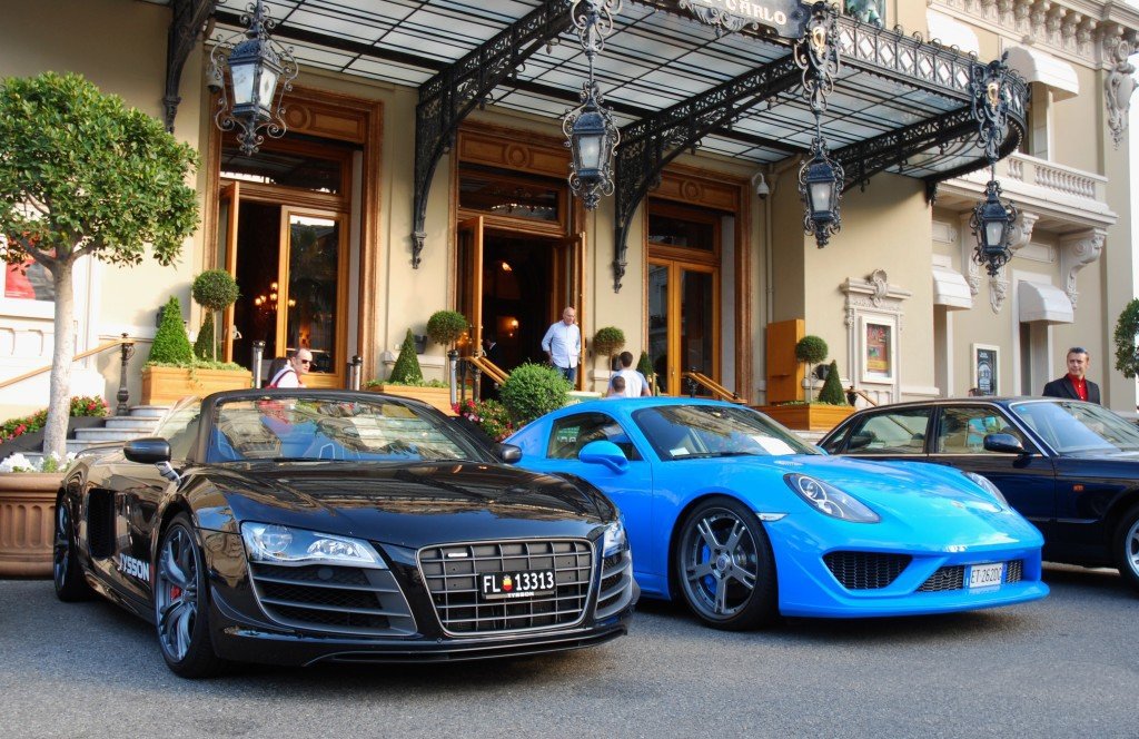 237596R8GT1398.jpg