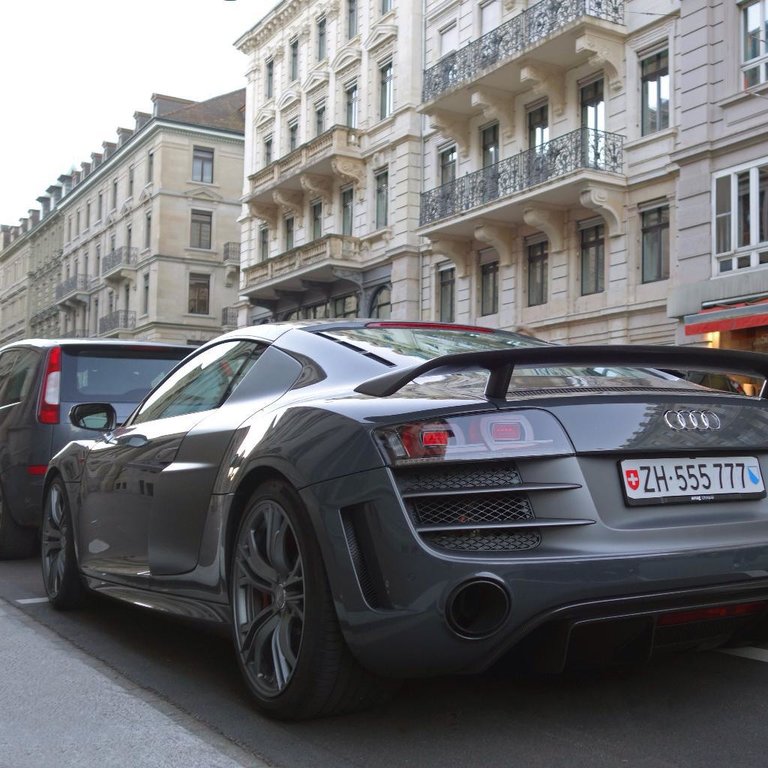 237876R8GT1542.jpg