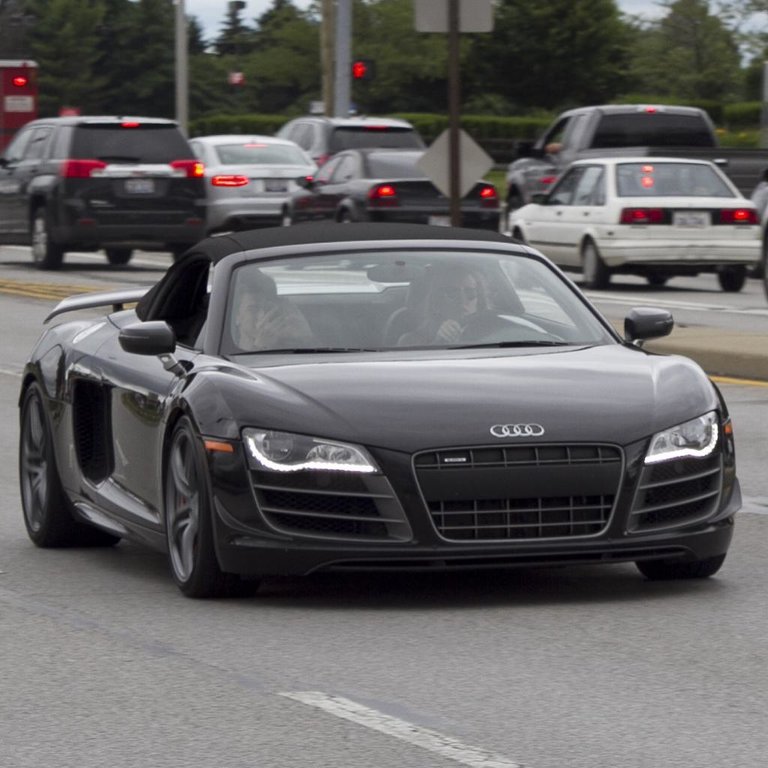 238438R8GT1525.jpg