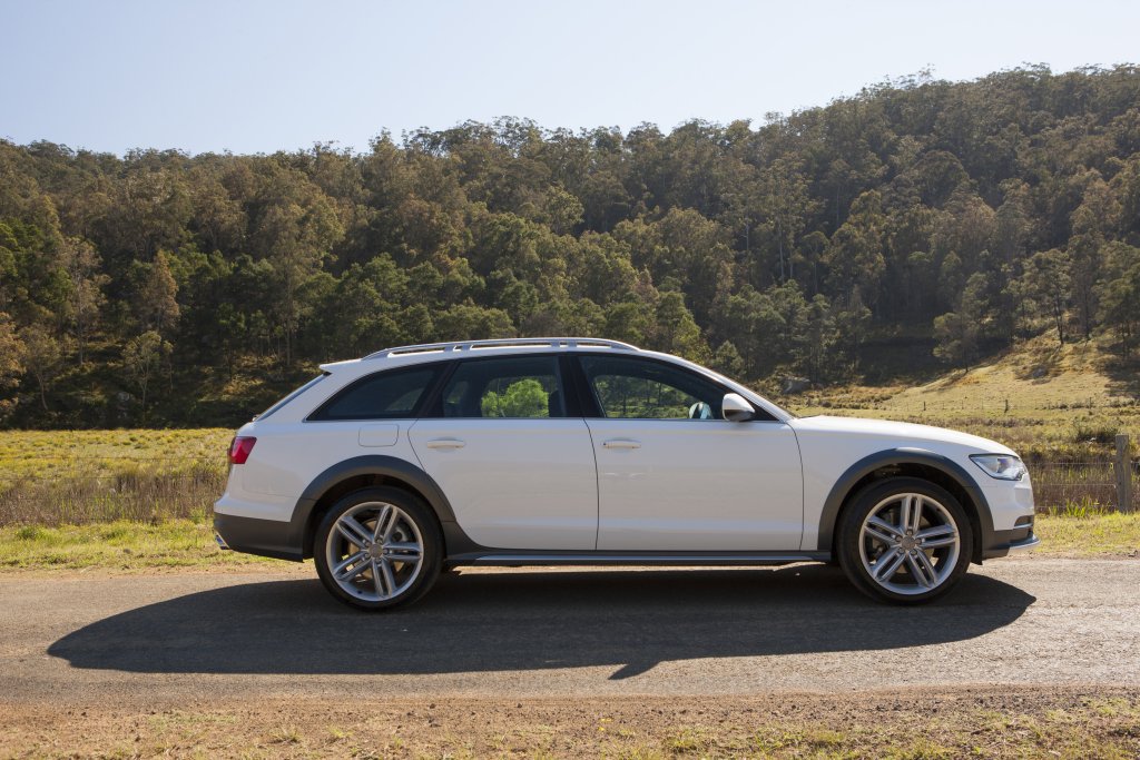 238804180AUDIA6C7ALLROAD.jpg