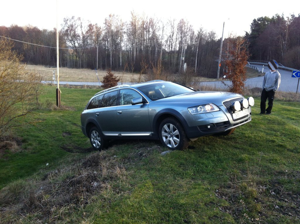 238816609AUDIA6C6ALLROAD.jpg
