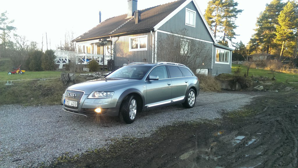 239116606AUDIA6C6ALLROAD.jpg