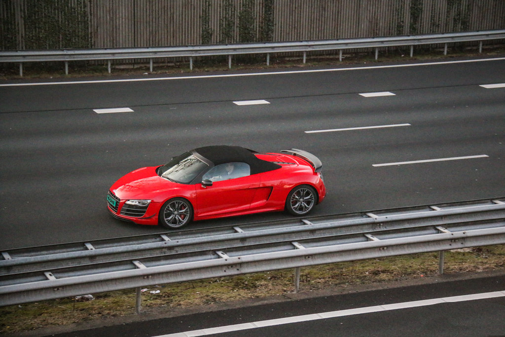 239634R8GT1419.jpg