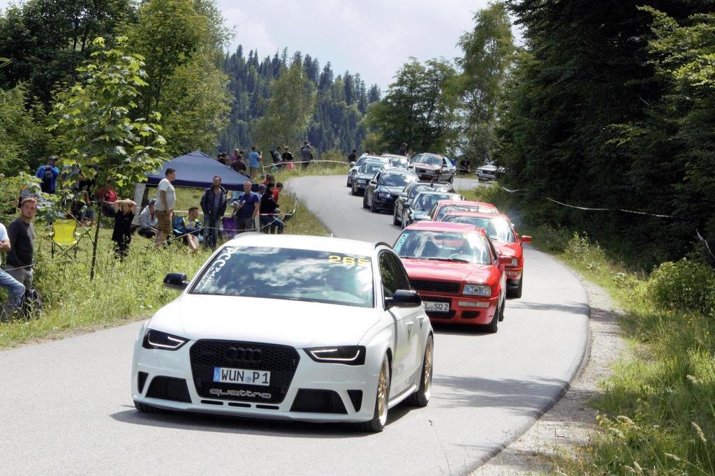 2400971544QUATTROLEGENDE2017.jpg