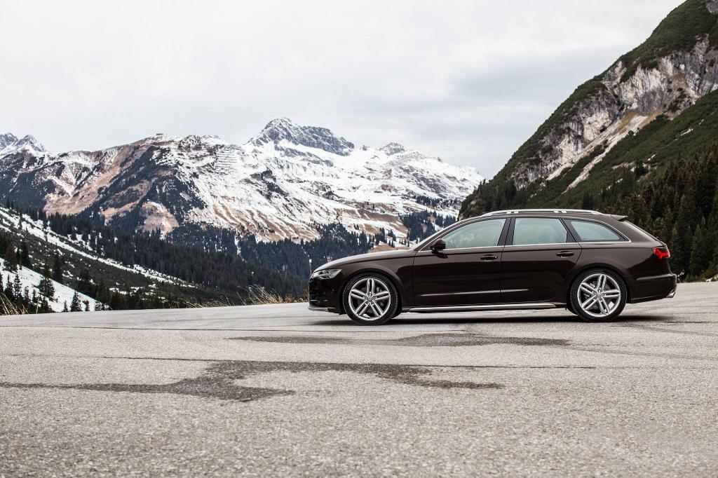 240240584AUDIA6C7ALLROAD.jpg