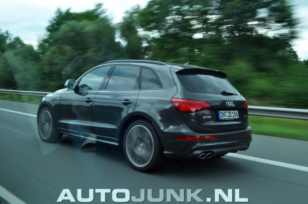 240940AUDISQ51621.jpg