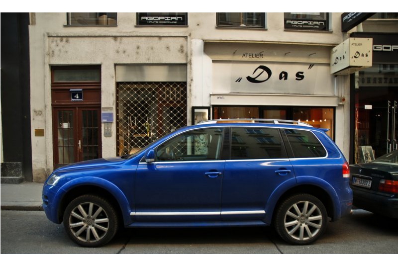 241521W12TOUAREG250ESQUIROU.jpg