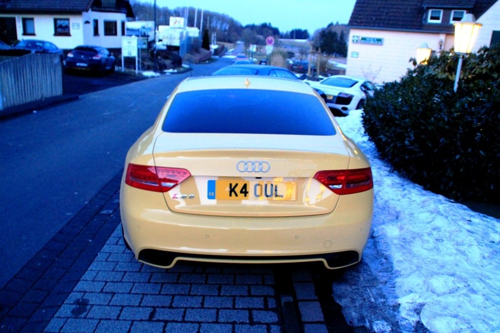 241581AUDIRS5825.jpg