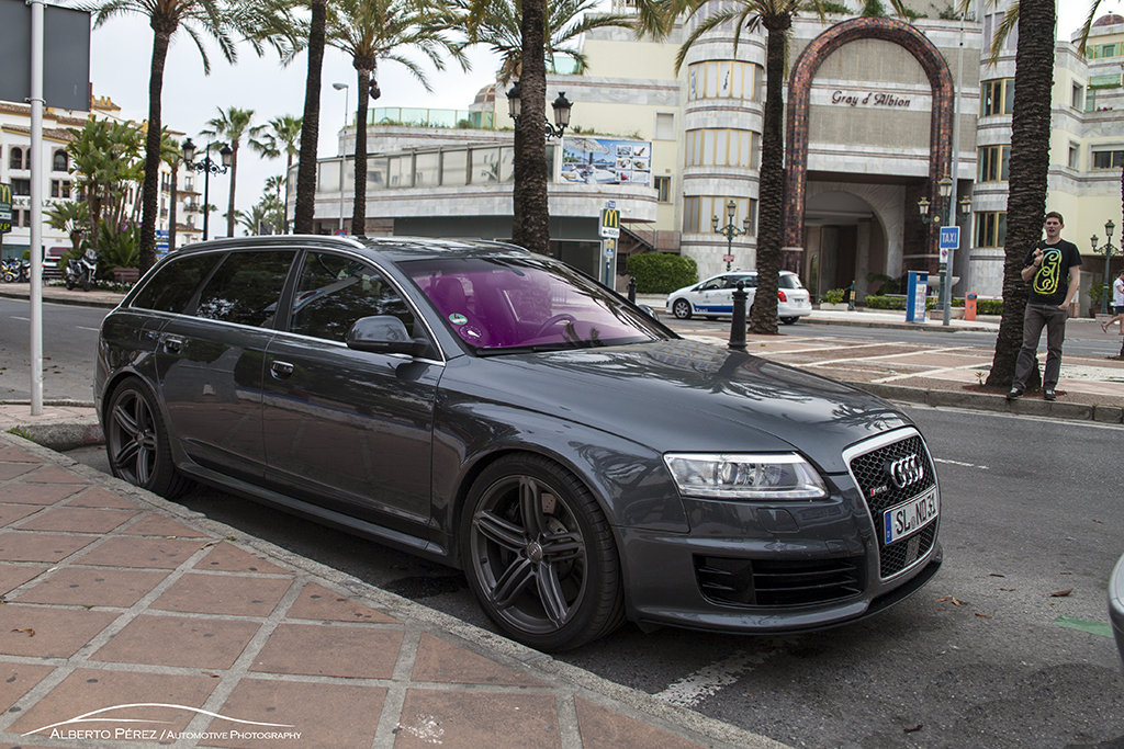 241835RS61729.jpg