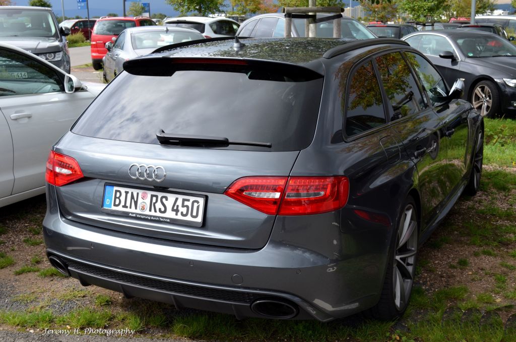 242036RS4B81735.jpg