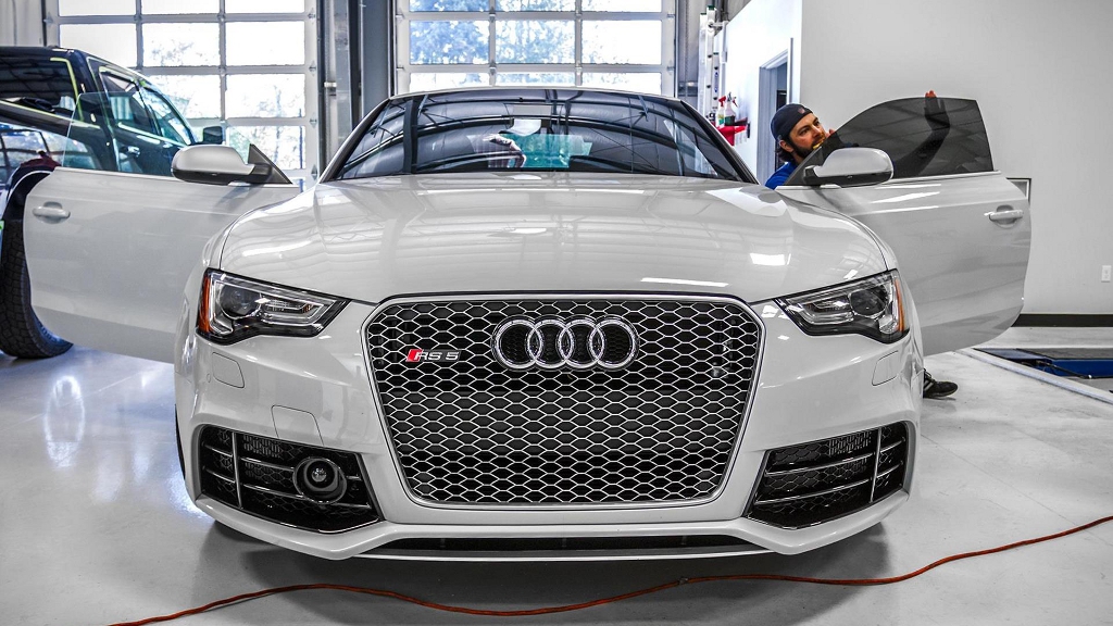 242426AUDIRS5515.jpg