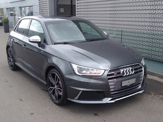 242785bigaudis1005.jpg