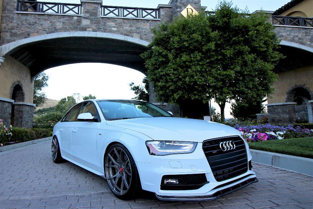 243477AUDIWHEELS0958KS4B8.jpg