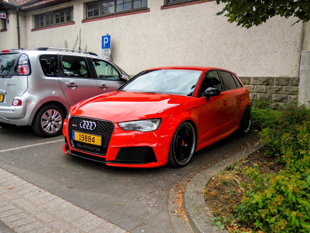 243710RS38V2768.jpg