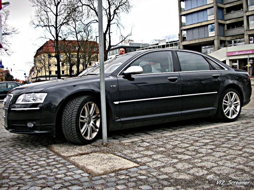 244060383S8ESQUIROU.jpg