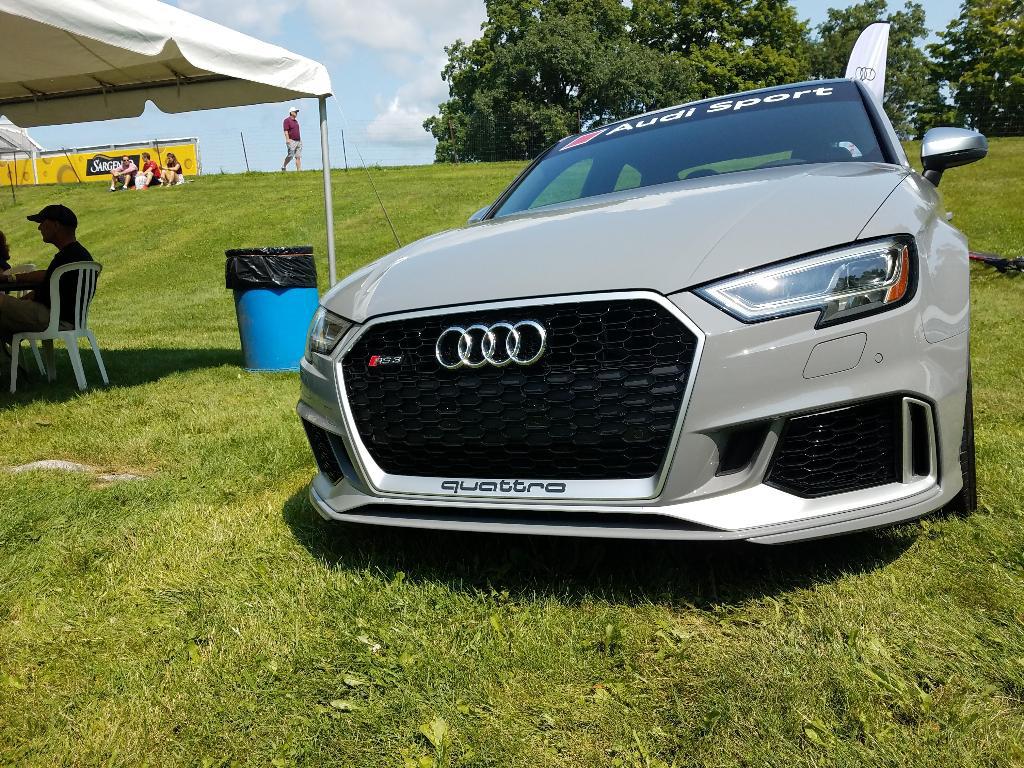 244106RS38V3126.jpg