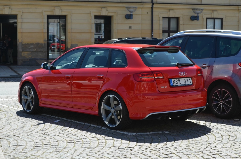 2441841210RS3.jpg