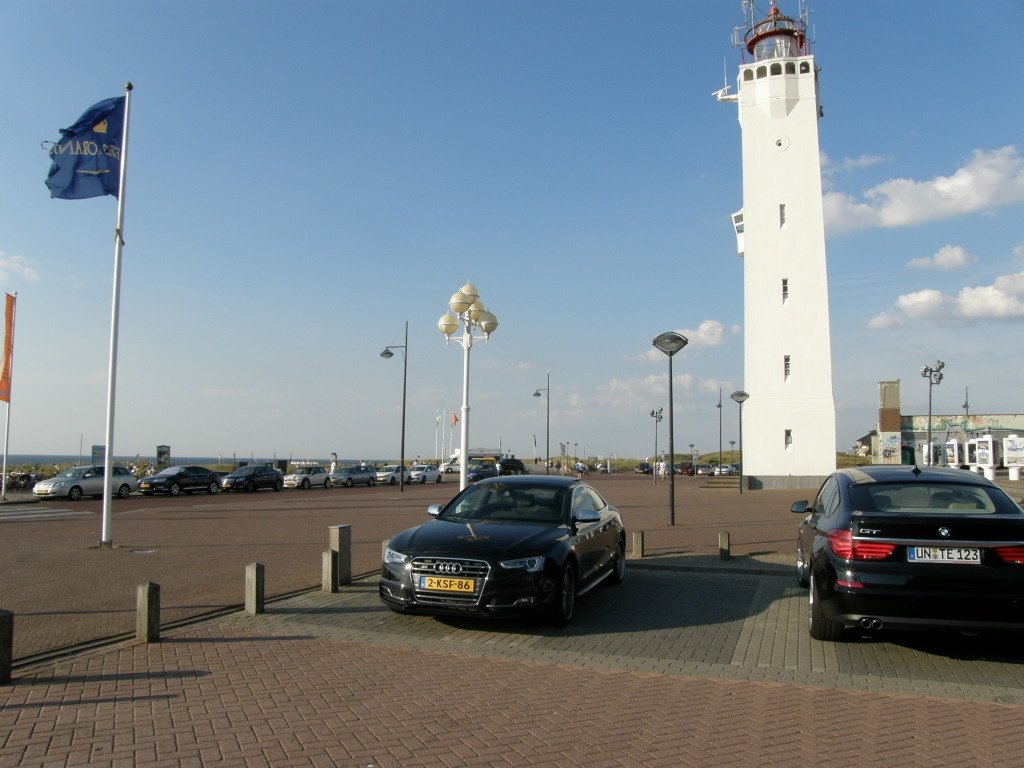 244673911S5.jpg