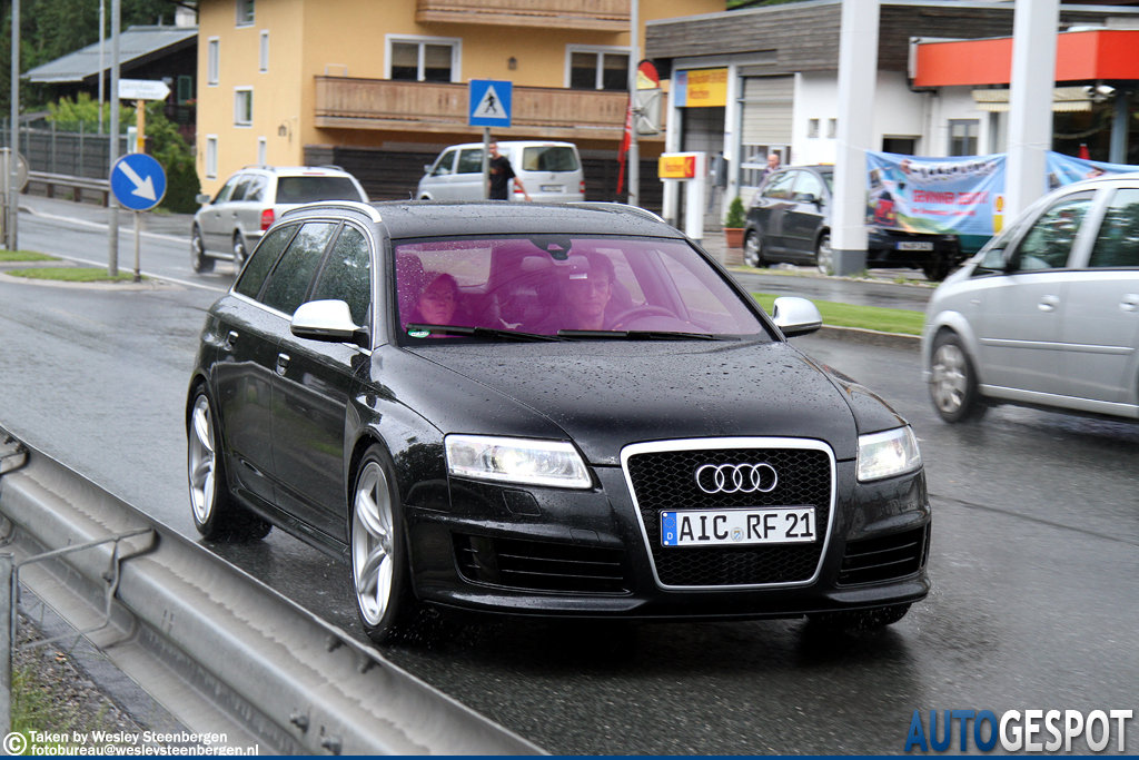 245743RS6ESQUIROU160.jpg