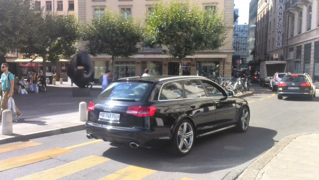 246236RS61234.jpg