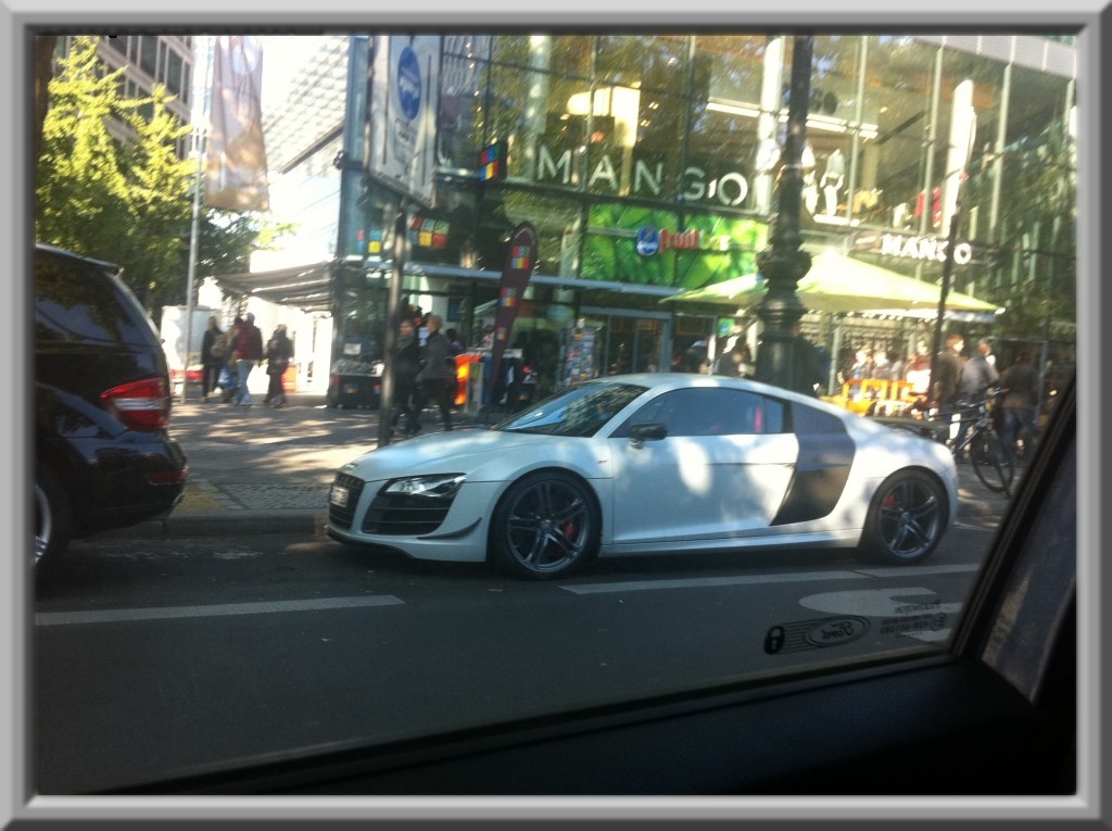 247487R8GT149ESQUIROU.jpg