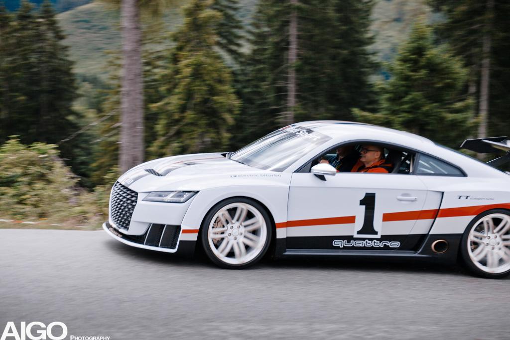 2480940060QUATTROLEGENDE2017.jpg