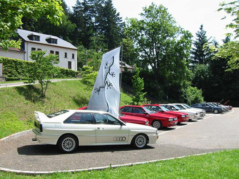 248256URQUATTRO082ESQUIROU.jpg