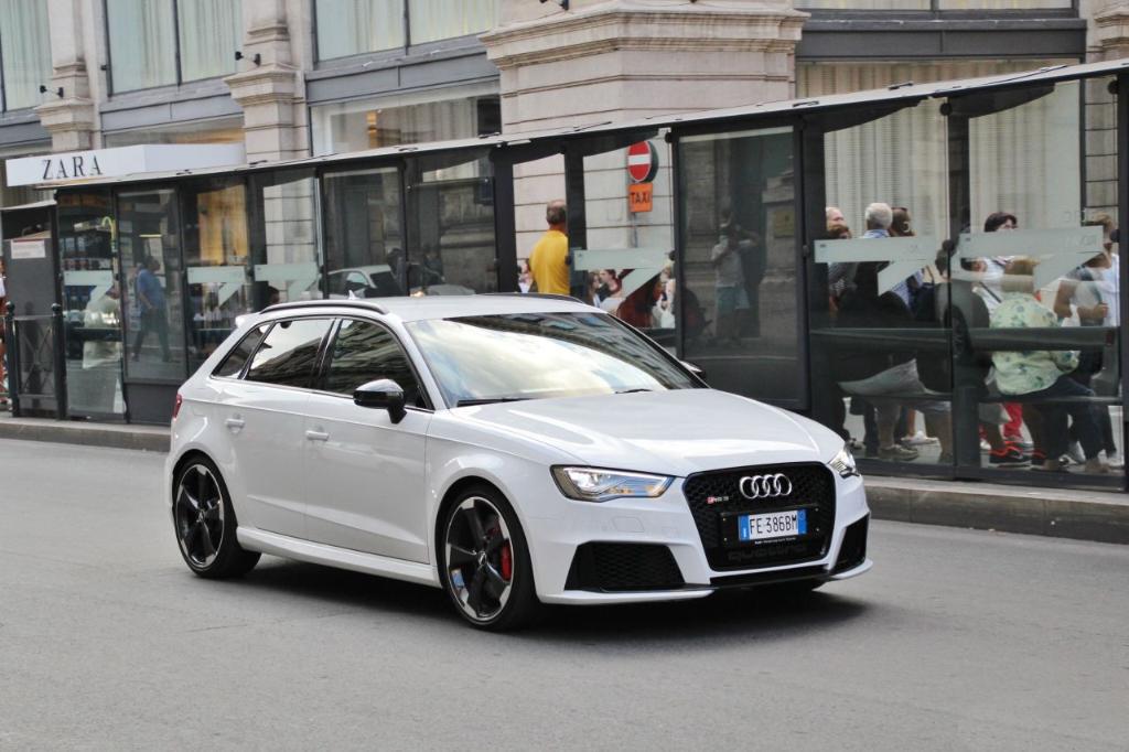 248756RS38V1526.jpg