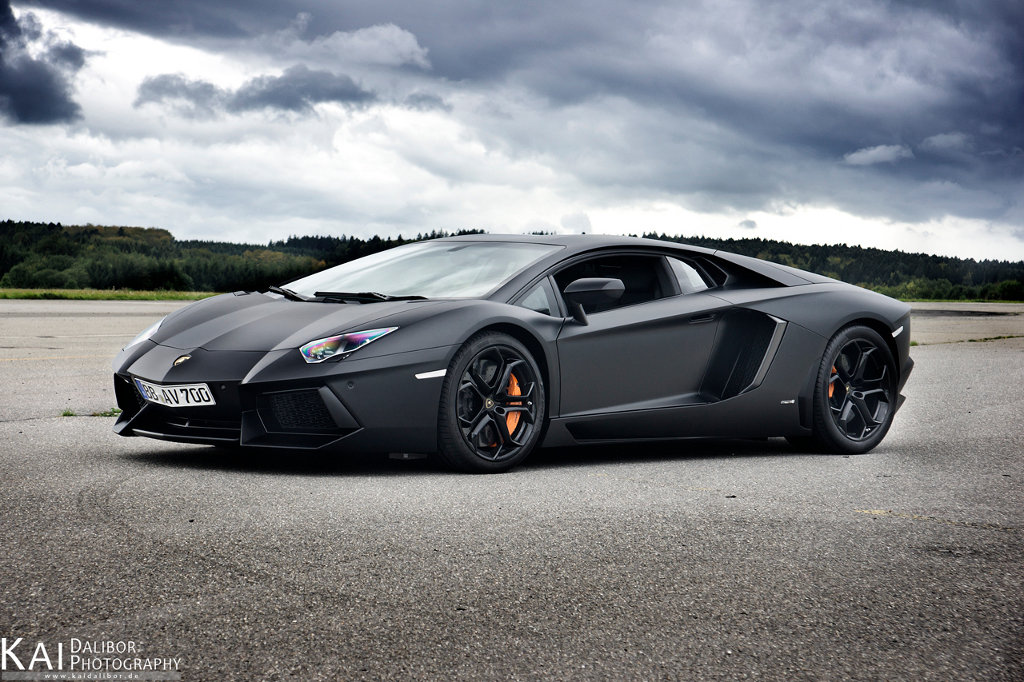 248999307LAMBORGHINIAVENTADORESQUIROU.jpg