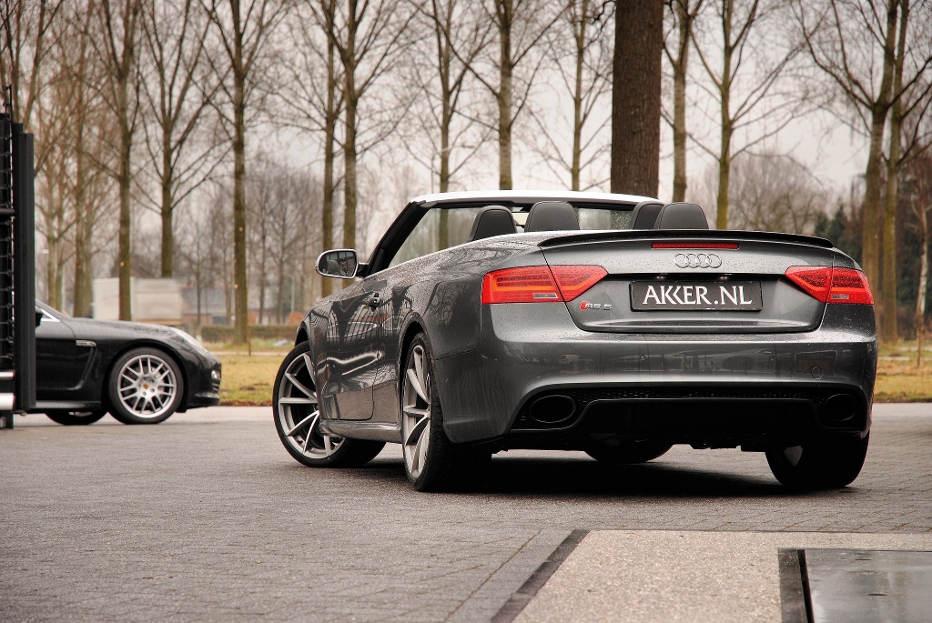 249130190RS5CABRIOLET.jpg